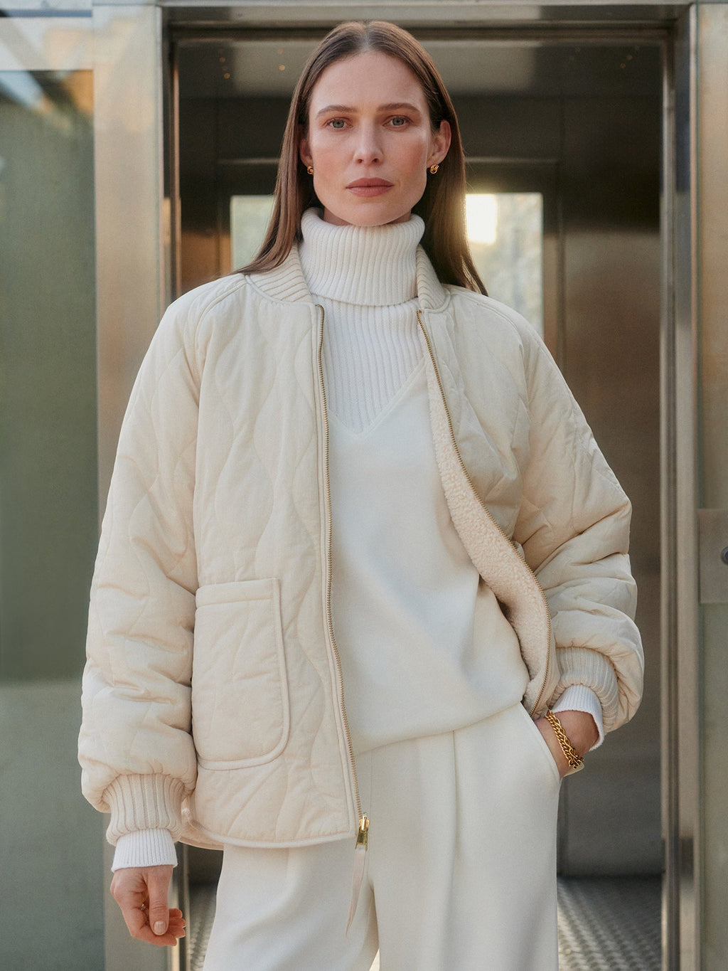 Serina Reversible Quilt Jacket Sandshell - Varley