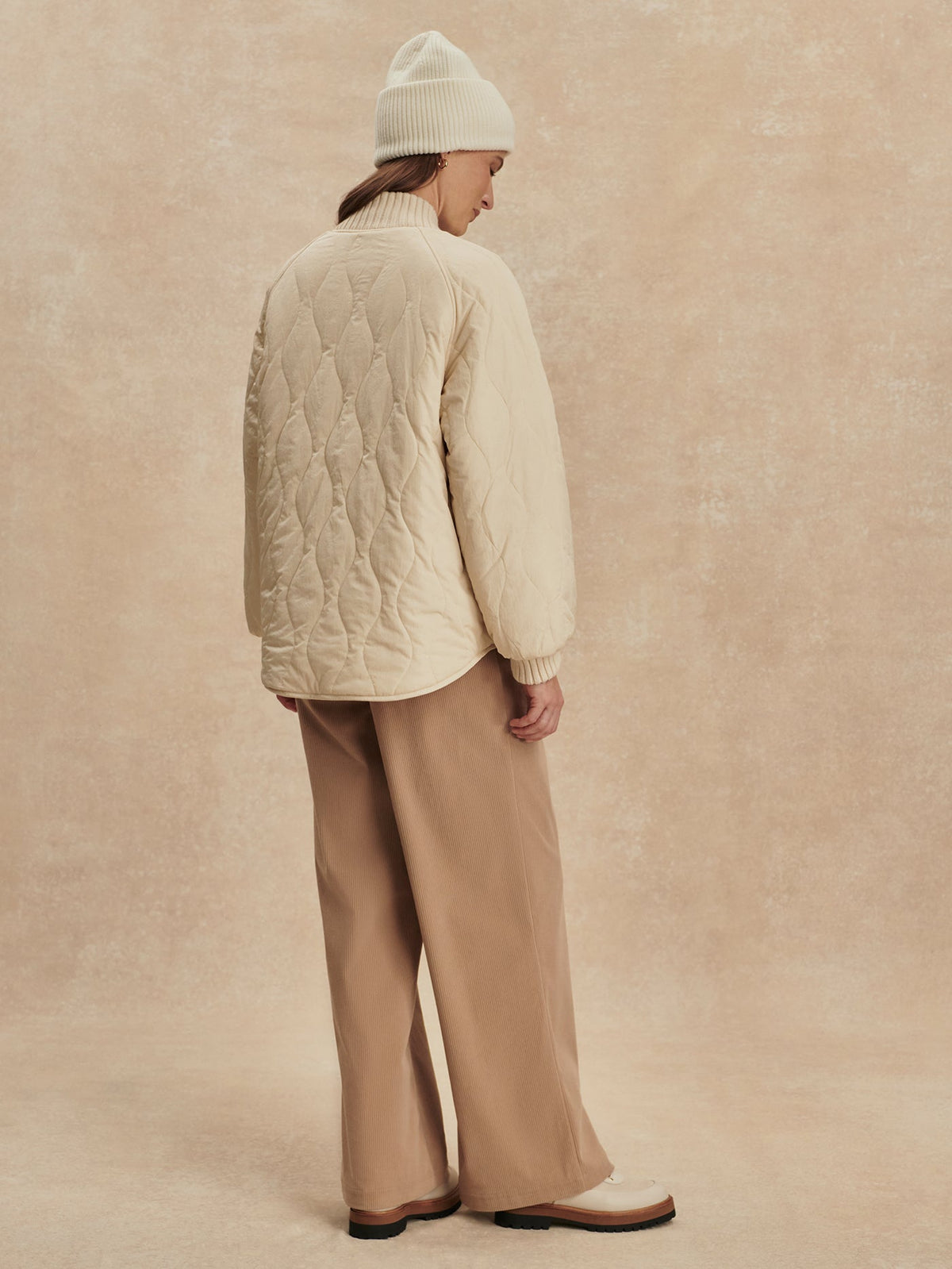 Serina Reversible Quilt Jacket Sandshell - Varley