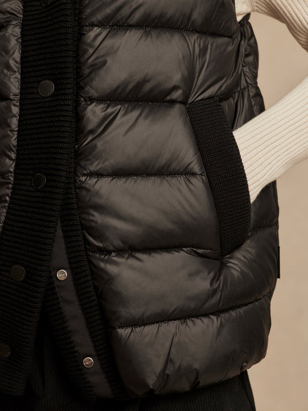 Colwyn Combo Boxy Gilet Black - Varley