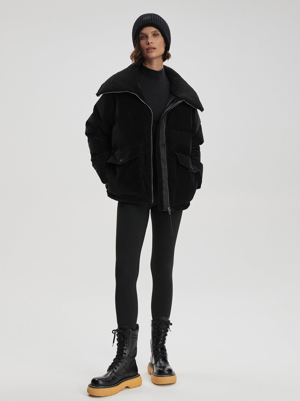 Roseville Down Jacket Black - Varley