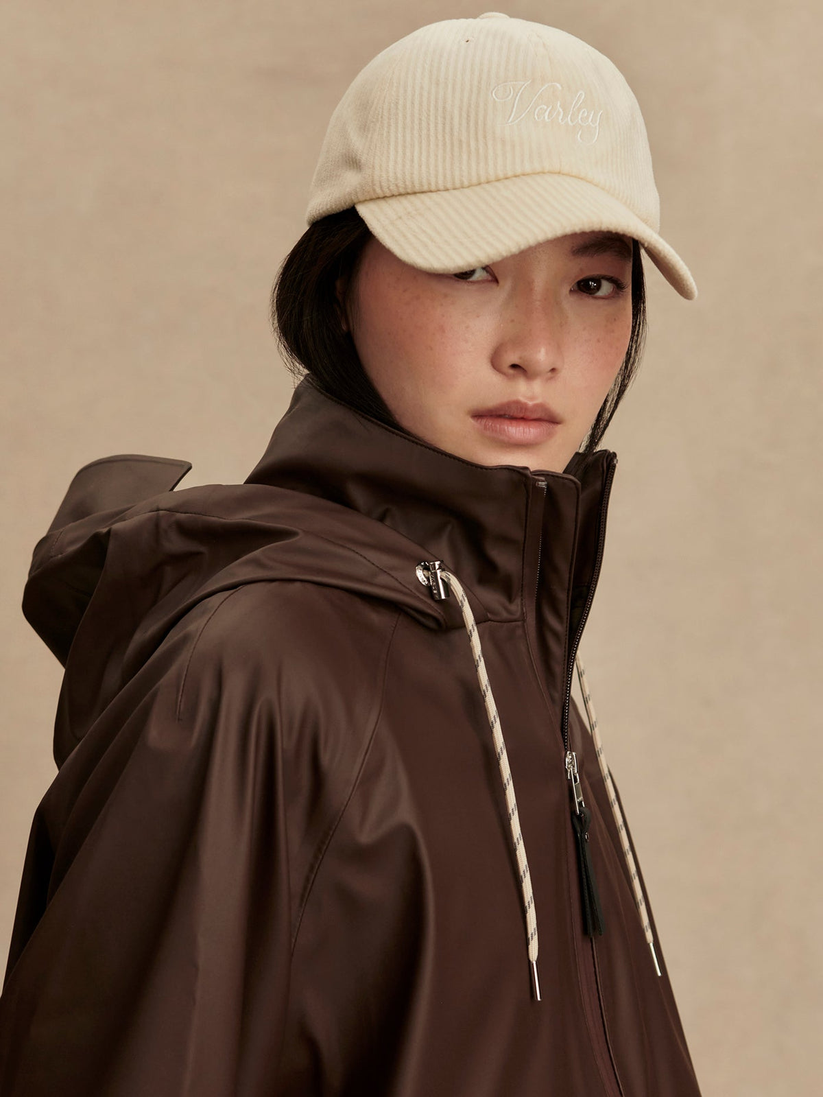 Kirsten Raincoat Dark Truffle - Varley