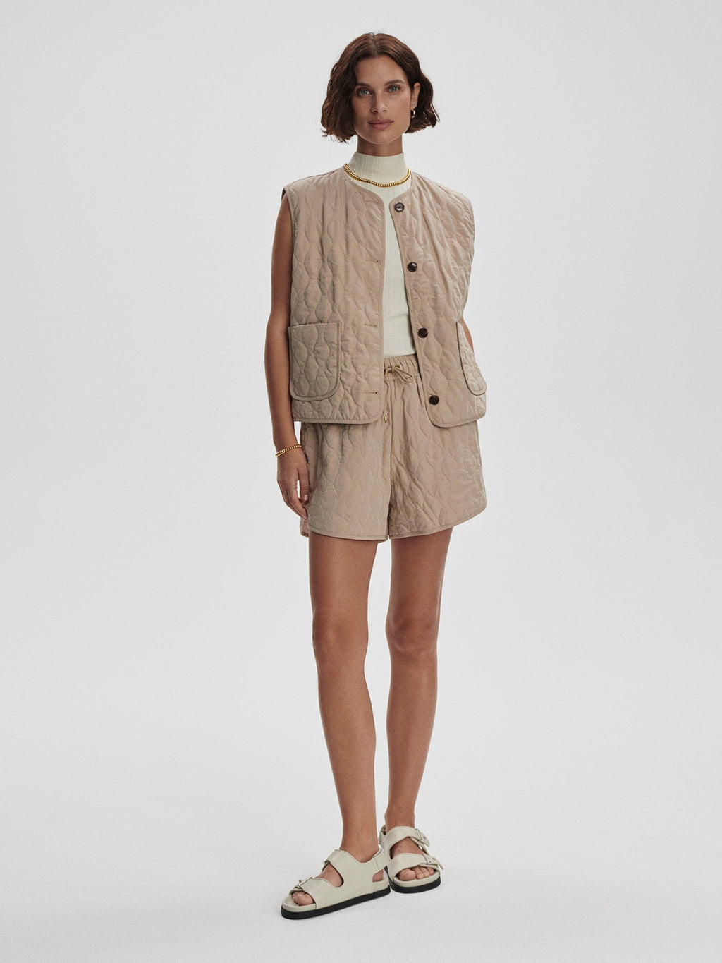 Karla Quilted Gilet Light Taupe - Varley