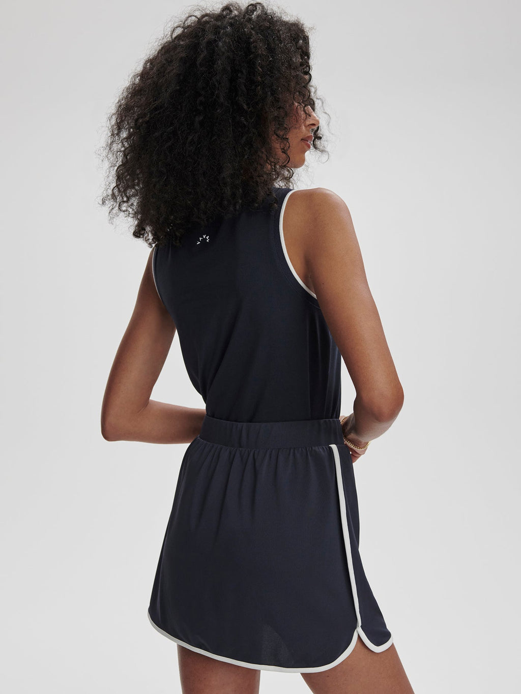 Archer Mid Rise Skort 13.5 Blue Nights - Varley