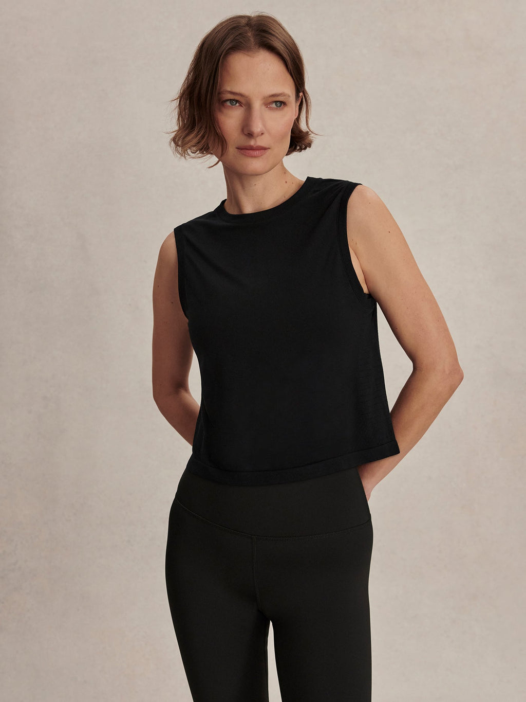 Nate Seamless Cropped Tank Black - Varley