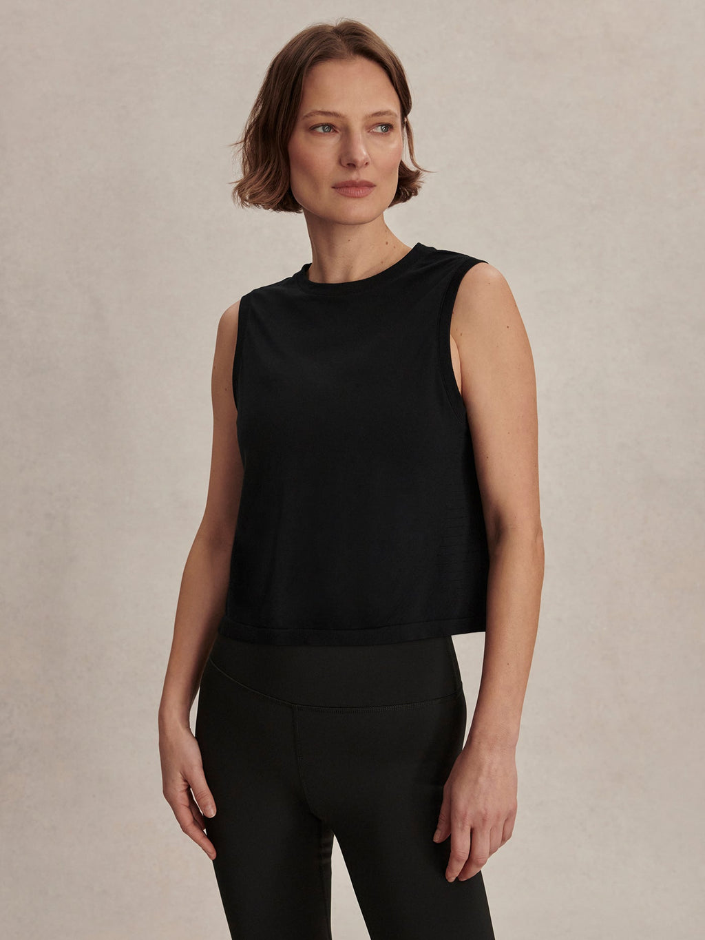 Nate Seamless Cropped Tank Black - Varley