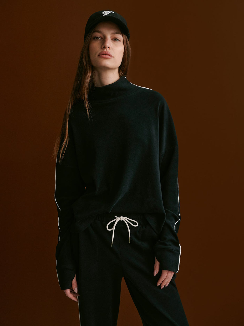 Rona High Neck Active Sweat Black/ Snow White - Varley