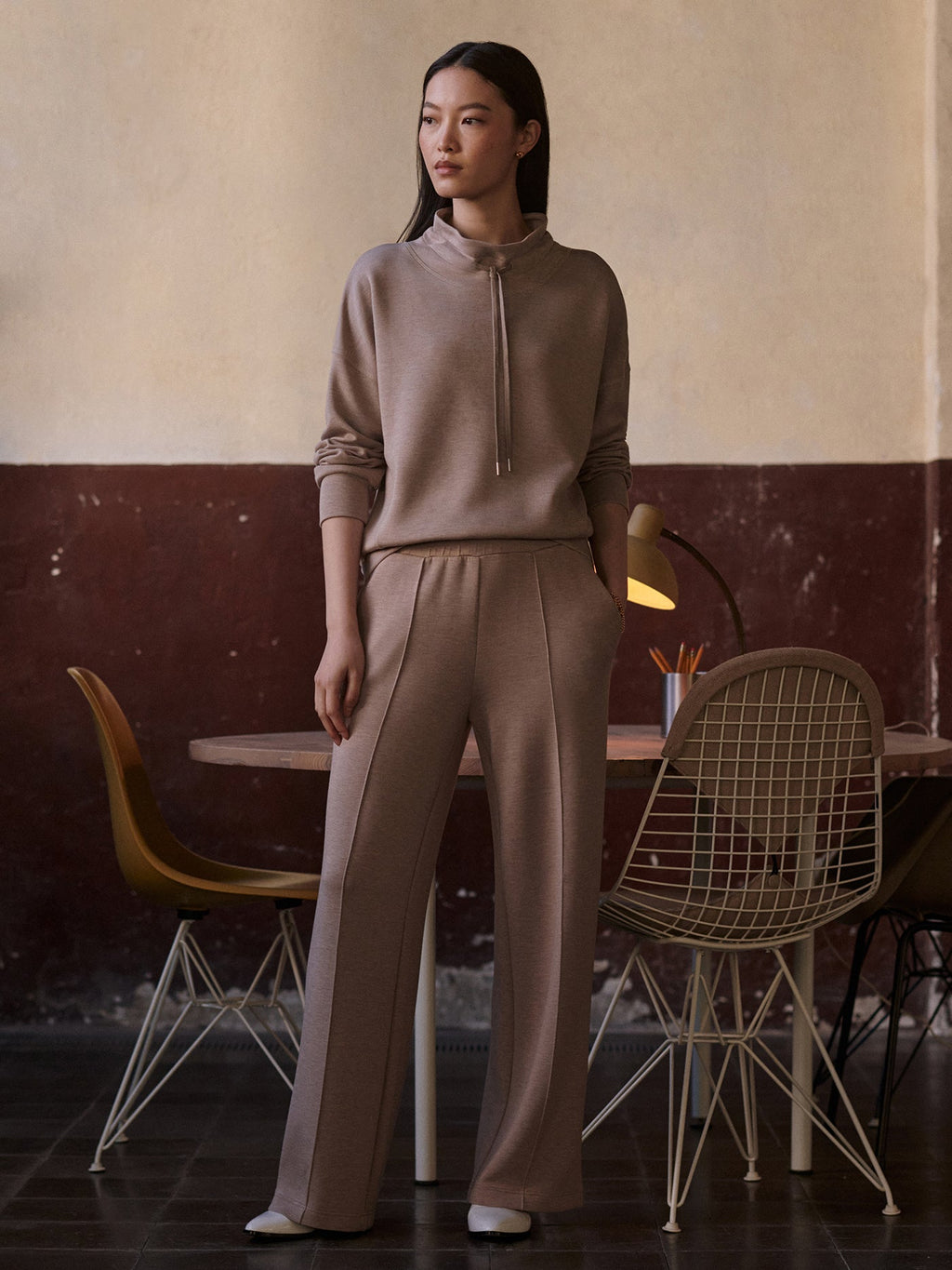 Oakdale Sweat Taupe Marl - Varley