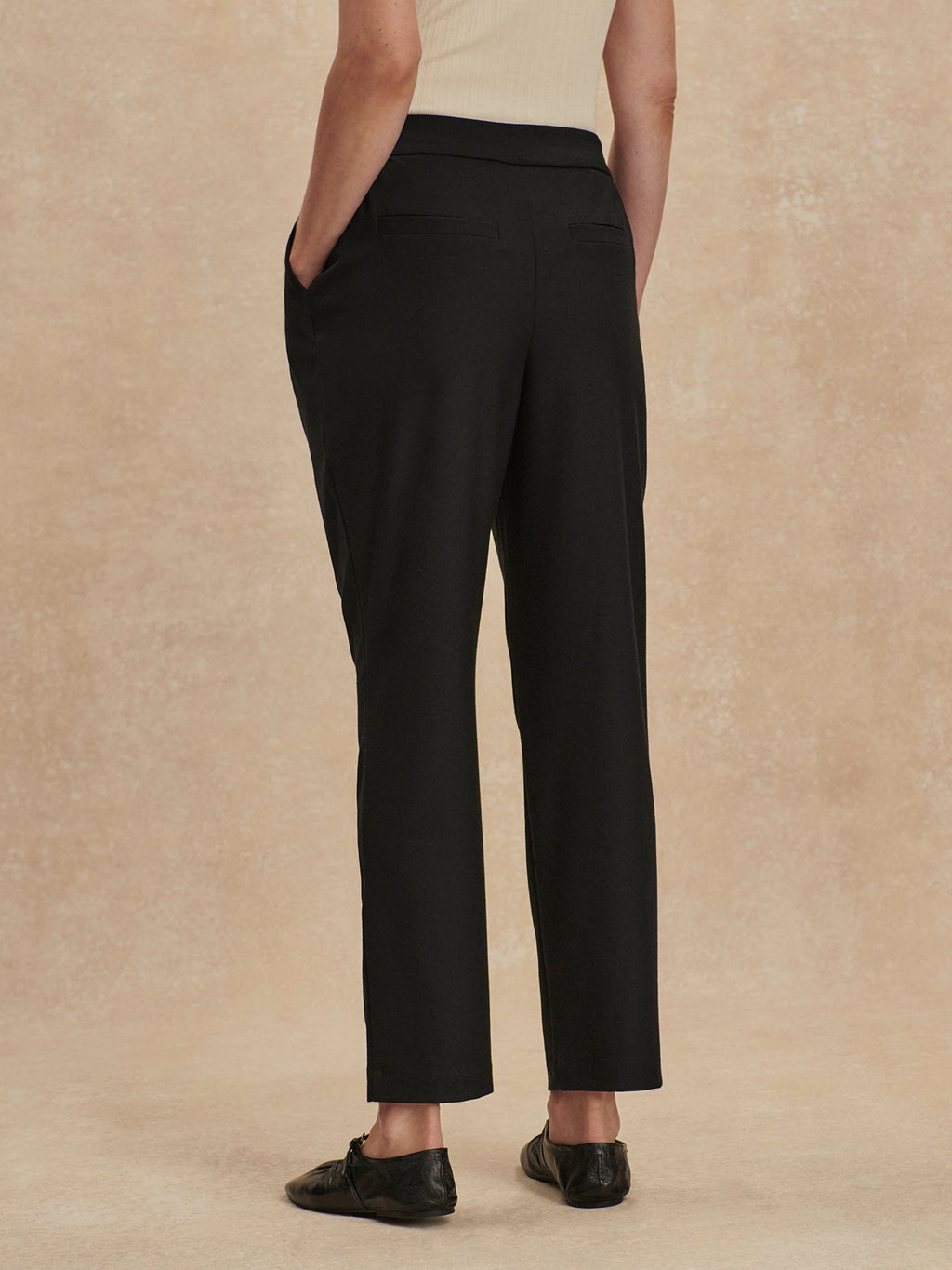 Martha Reg Tapered Leg 29 Black - Varley